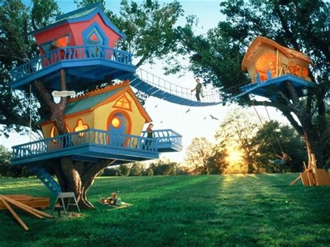 And so on.it can stimulate children's curiosity and provide lots of funs. 33 Simple and Modern Kids Tree House Designs | Freshnist