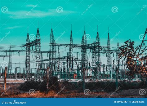 High Voltage Electrical Substation With Steel Frames Insulators And
