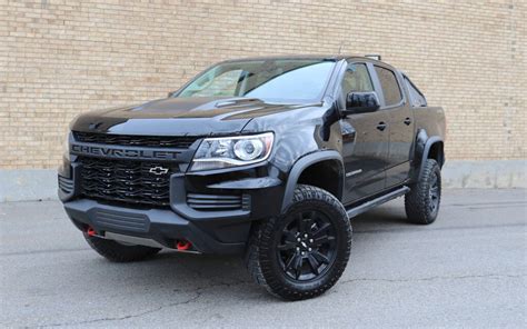 2020 Chevrolet Colorado Zr2 Vs Gmc Canyon At4 Battle Tested The Car