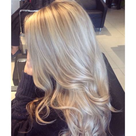 Pin By Terri Monroe On Beige Blonde In Pearl Blonde Hair Dyed Hair