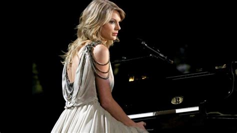 Taylor Swift Song Of The Week All Too Well Fans Of Taylor