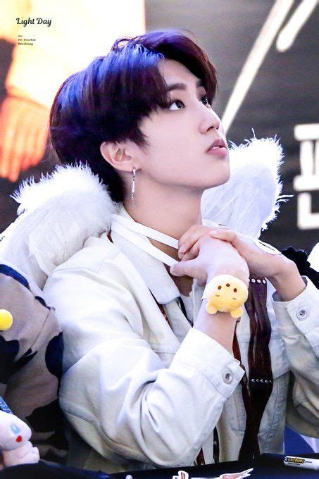 You decided to let yourself relish in this moment for the time being, when would you ever get another opportunity to be like this with him? Pin by galia.calvo on han jisung | Facts for kids, Boy ...
