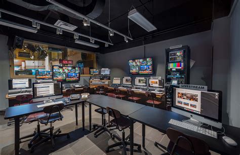 Cmb 4130 4th Floor Studios Tv Control Room Moody College Of