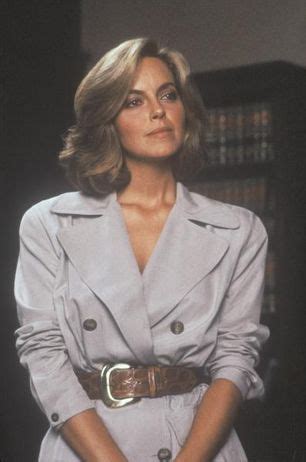 Pin By Gioia On Seventies Eighties Classic Actresses Presumed Innocent Famous Faces