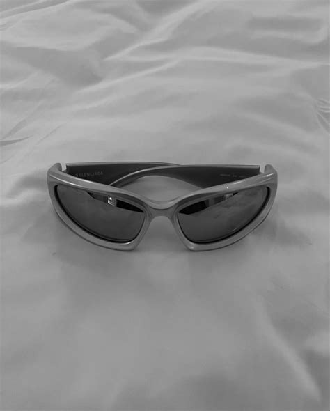 Cool Glasses Mens Glasses Sunnies Sunglasses Oakley Looks Street Style Balenciaga Models
