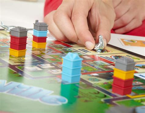 Hasbro Monopoly Cityville Board Game In Italian Imported From Italy