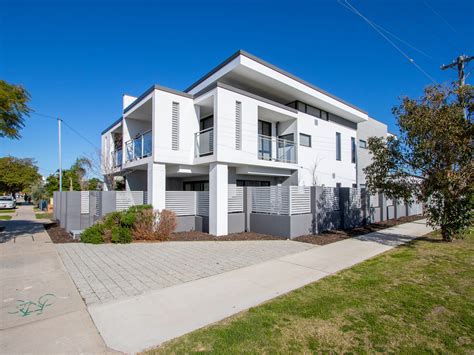 Sold 1/28 Ross Street, Kewdale WA 6105 on 04 Jan 2023 - 2018066969 | Domain