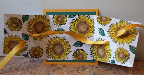 Onions And Paper Sunflower Twist Card