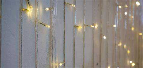 How To Hang Rope Lights On A Wall Without Nails 10 Easy Ways