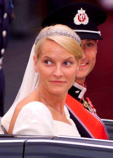 Jak sobie radzi żyjąc z takim wyrokiem? Pin von Kö ln auf Haakon & Mette-Marit | Ingrid alexandra