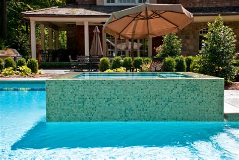 NJ Perimeter Overflow Pool and Spa by Cipriano Custom Swimming Pools ...