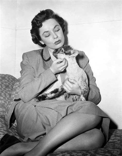 45 glamorous photos of ruth roman in the 1940s and ‘50s ~ vintage everyday ruth roman