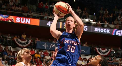 Buckeye Great Katie Smith Selected To The Naismith Memorial Basketball