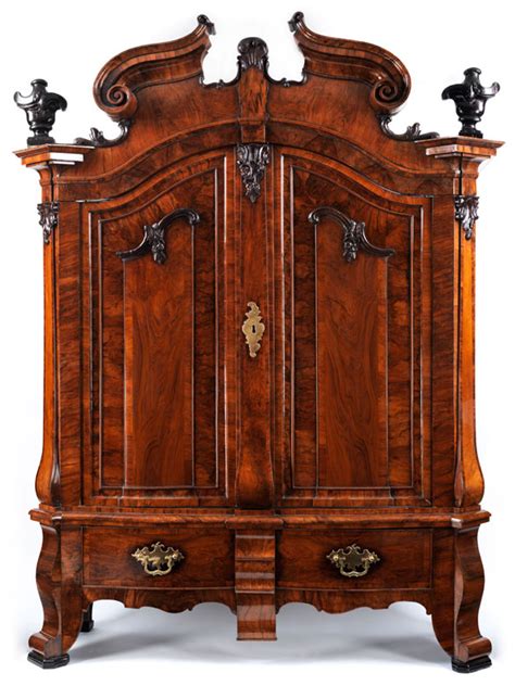 Schrank barock dielenschrank kiefer antik eintürig. Großer Dresdner Barock-Schrank - Hampel Fine Art Auctions