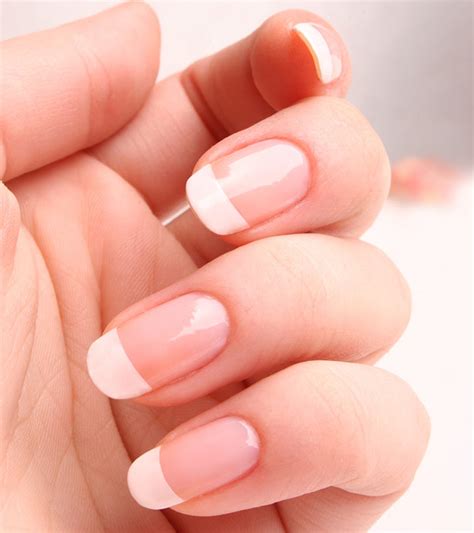 Essentially, i think you get out what you put in. How To Make Nails Shiny And Healthy At Your Home? - Simple ...