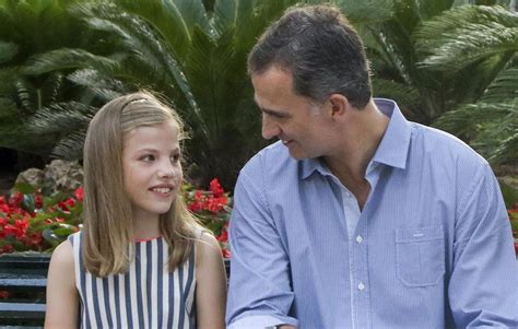 Sofía De Borbón Diez Años Como Infanta De España En Diez Imágenes