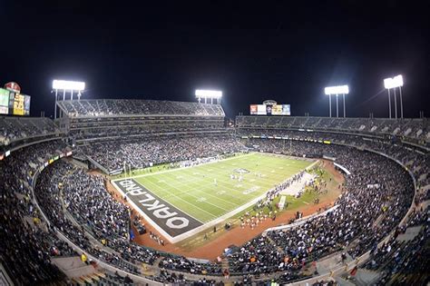 Oakland Raiders Propose 800 Million New Stadium In Oakland