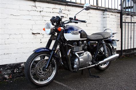 Triumph Bonneville SE 865cc for sale Mansfield ...