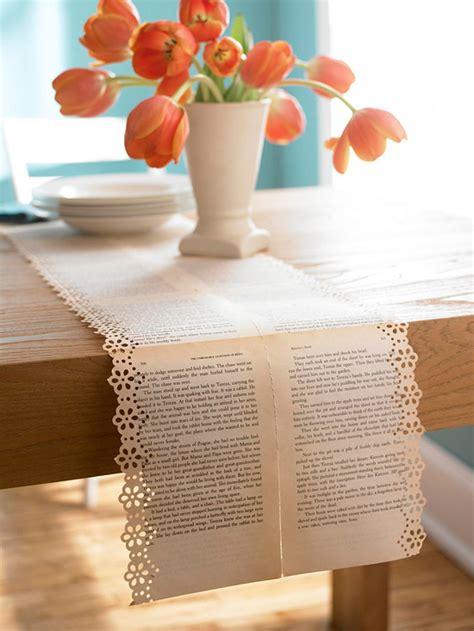 Forego the traditional guest book and let your wedding guests share their words of wisdom and sentiments in a fun and creative way. 5 DIY Ideas for a Wedding Sweetheart Table | Imbue You I Do