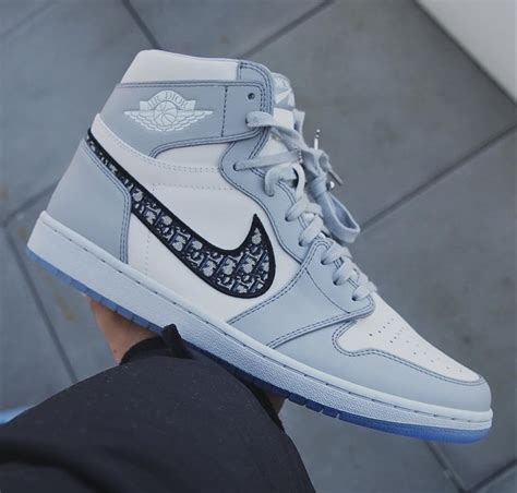 Dior is pushing back the launch of its air jordan collaboration because of the coronavirus. Your Best Look Yet at the Dior x Air Jordan 1 High "Air ...