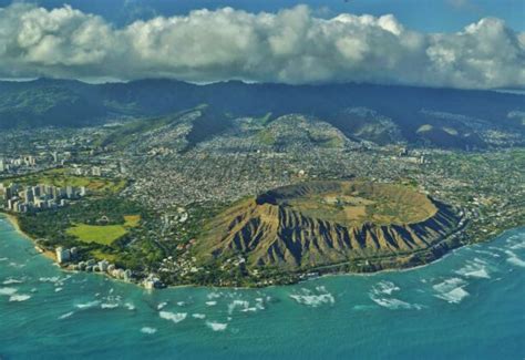 Diamond Head Hawaiis Iconic Volcanic Jewel