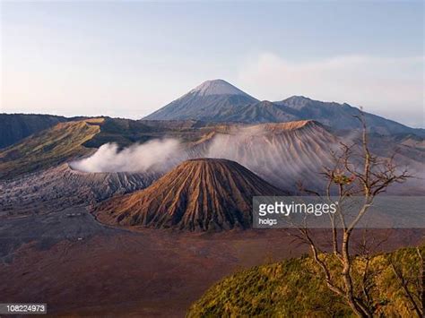 Mount Bromo Indonesia Photos And Premium High Res Pictures Getty Images