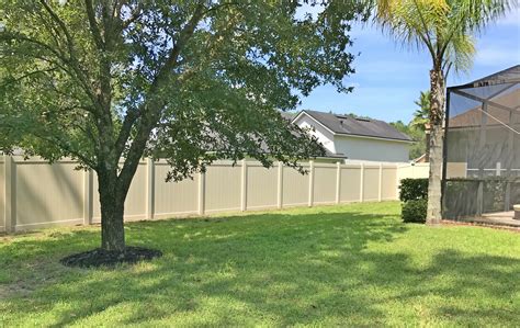 You can purchase all of our vinyl railing products online using our secure servers! Vinyl Fence Orlando, Florida | Vinyl Fence Company in Orlando, FL
