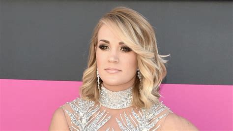 Carrie Underwood Shares Photo From Her Return To The Studio Country