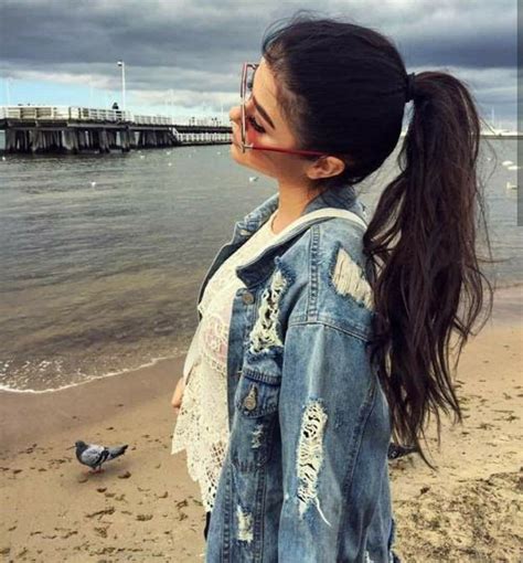 Pin By Aria Desai On Cute Nd Stylish Girly Pics Girl Photo Poses Teenage Girl Photography