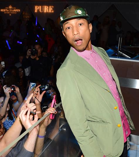 Photos Pharrell Williams Performs In Las Vegas Pure Nightclub