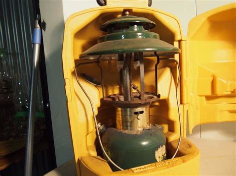 This tough case helps protect against dents, scratches and broken globes. Coleman Lantern With Coleman Carry-Case - Bodnarus ...