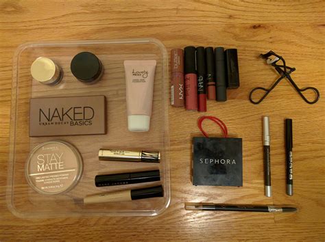My minimalistic makeup collection | Minimalist makeup, Makeup collection storage, Makeup collection