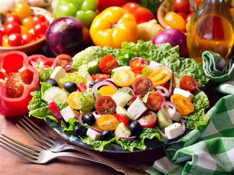 Eating a Mediterranean diet 'could help lower risk of ...