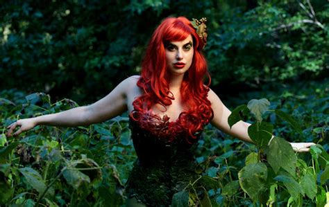 gears of halo video game reviews news and cosplay poison ivy costume cosplay pictures 71825
