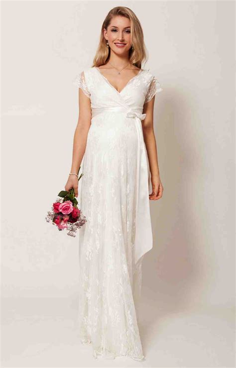 Find maternity wedding gown from a vast selection of wedding dresses. Maternity Wedding Dress: How to Find the Perfect Dress ...