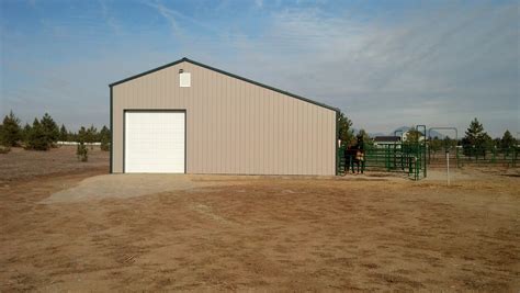 The shops, barns, and garages should be constructed with ideal materials which can give the looks and the strength to the premises. Agricultural & Equestrian Buildings: Including Steel ...