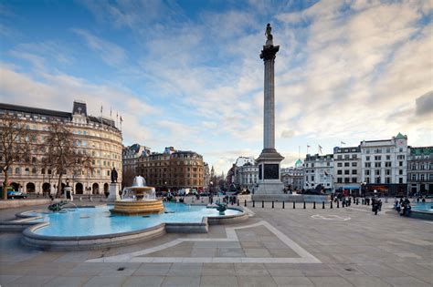 London Monument Sights Walking Tour City Wonders
