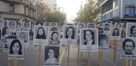 Argentina Recuerda A Los Desaparecidos Durante La Dictadura Militar • El Sol De Iquique