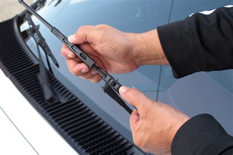 How To Install Windshield Wiper Blades 6 Steps To Follow