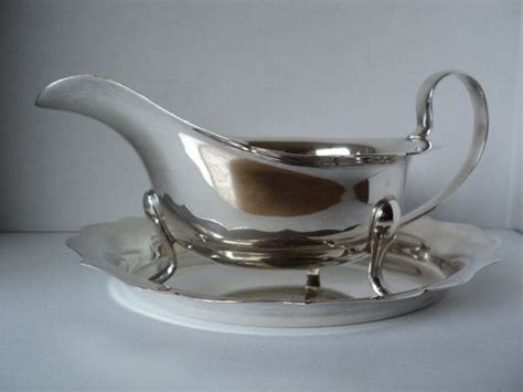 Silver Gravy Boat By Viners Of Sheffield Silver Plated Sauce Server