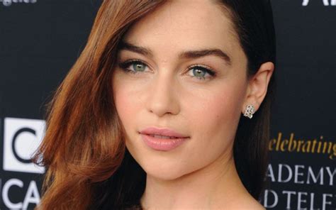 Emilia Clarke Height Weight Age Biography Affairs And More