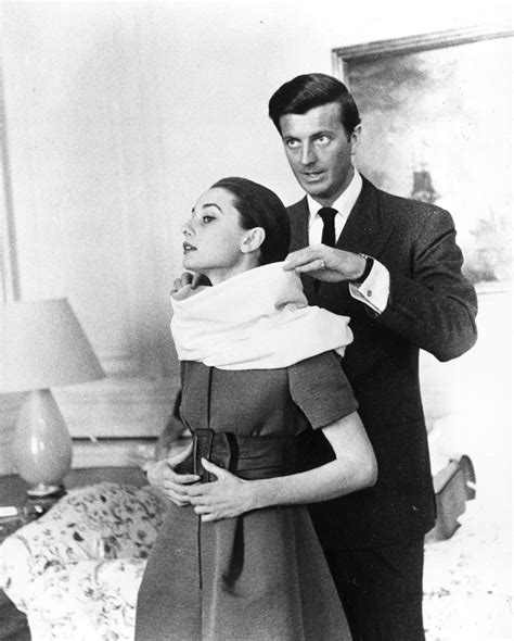 Givenchy Adiós Al Modisto De Audrey Hepburn