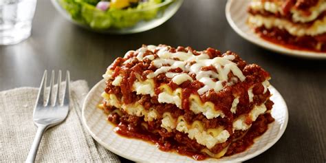 How To Make Easy Lasagna With Meat And Ricotta Cheese