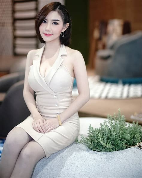 Inilah Cewek Cantik Montok Putih Mulus Selebgram Thailand Thai Girl