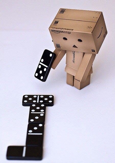 Pin By Andreia Ciuc On Crazy Boxes Danbo How To Play Dominoes
