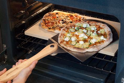 Want a pizza stone that mimic that crispy taste of a mansory oven with decent performance ? Amazon.com: Pizzacraft Pizza Peel / Small (Wood) - PC0208 ...