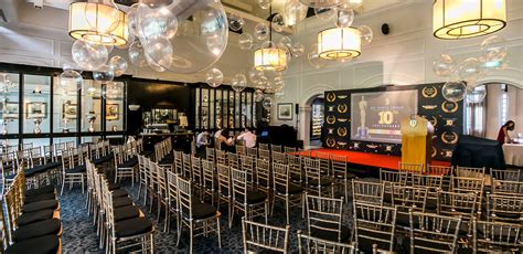 Padang Restaurant – Singapore Cricket Club