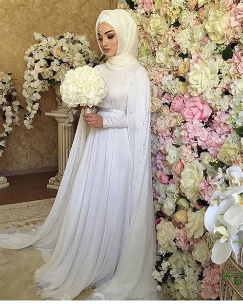 Pin On Muslim Bridal Hijabniqab~bridesmaids
