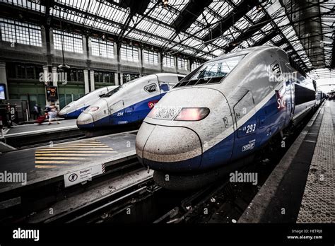 Tgv Trains Gare Hi Res Stock Photography And Images Alamy
