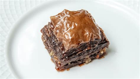 Chocolate Baklava Pcs Ramzioglu Paxlava Badamdar Wolt